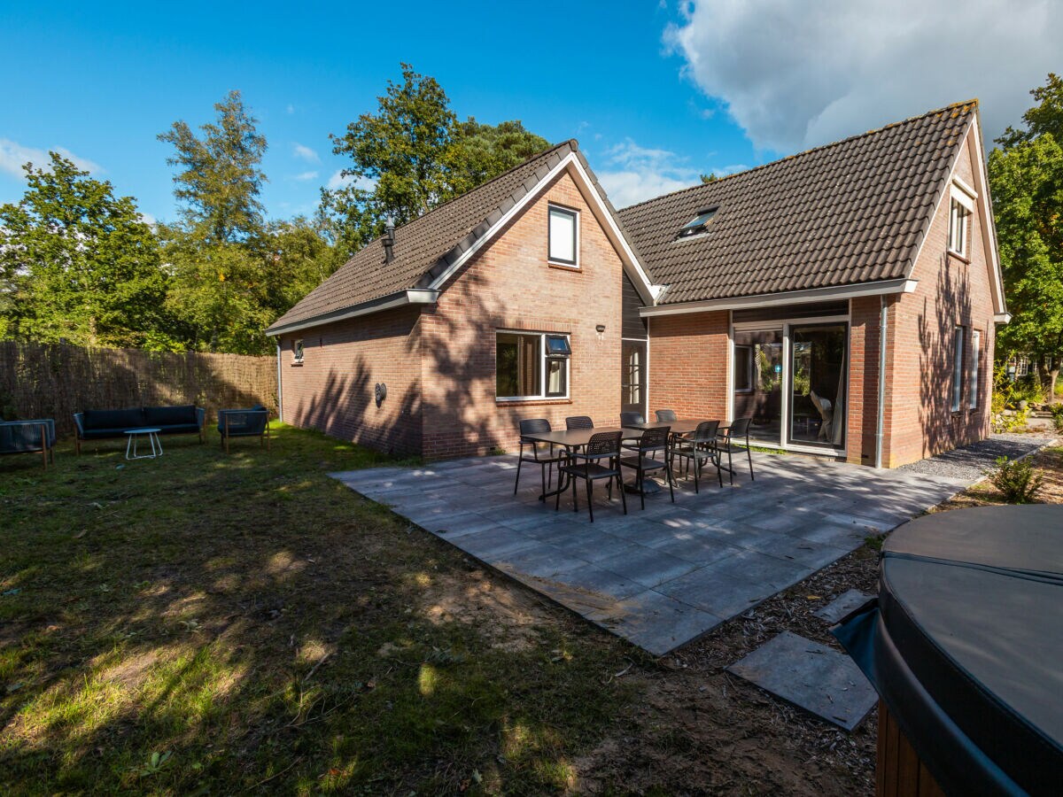 Chalet Vakantiepark De Wiltzangh - De Havezate Wellness - Outdoor photo 2