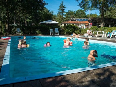 Chalet Vakantiepark De Wiltzangh - Heideborg Lodge Hottub - Outdoor photo 12