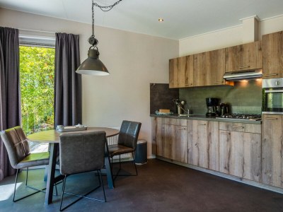 Chalet Vakantiepark De Wiltzangh - Bosrand Wellness Cabin - Features photo 6