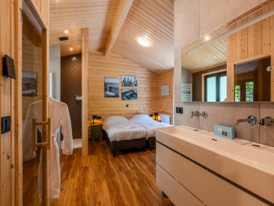 Chalet Vakantiepark De Wiltzangh - Esborg Wellness Lodge - Features photo 12