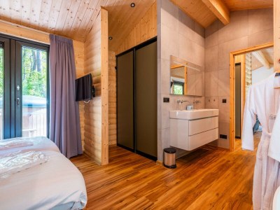 Chalet Vakantiepark De Wiltzangh - Esborg Wellness Lodge - Features photo 14