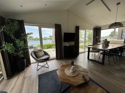 Holiday house Vakantiepark Aan de Maas - Vakantiehuis 6L Waterfr - Features photo 3