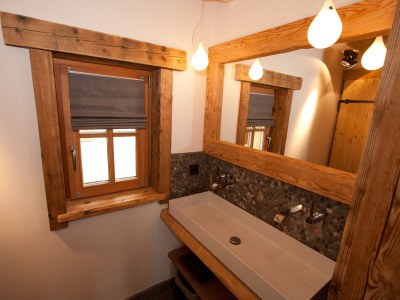 Chalet Mountain Hideaway - Features photo 11