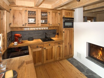 Chalet Mountain Hideaway - Features photo 16