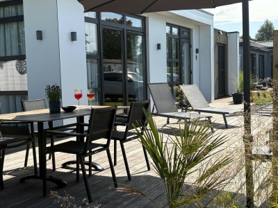 Chalet Vakantiepark de Zeeuwse Parel - De Witte Parel - Outdoor photo 2