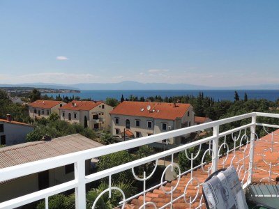 Apartment One bedroom apartment with terrace and sea view Malinska, Krk A-20370-a - Outdoor photo 21