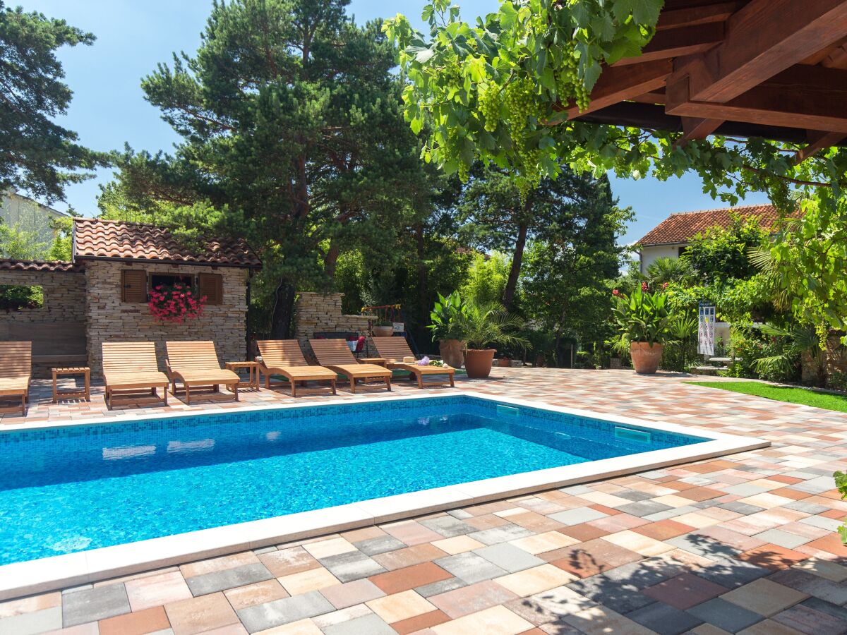 Apartment One bedroom apartment with terrace Malinska, Krk A-20370-c - Outdoor photo 4