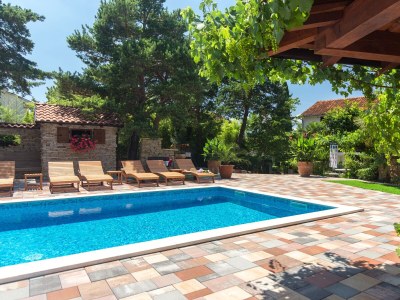 Apartment One bedroom apartment with terrace Malinska, Krk A-20370-d - Outdoor photo 4