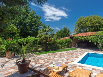 Apartment One bedroom apartment with terrace Malinska, Krk A-20370-d - Outdoor photo 5