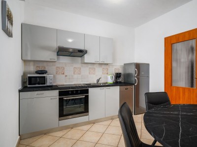 Apartment Two bedroom apartment with balcony and sea view Drenje, Labin A-22992-b - Outdoor photo 40