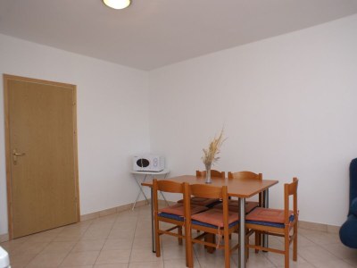 Apartment One bedroom apartment near beach Kustići, Pag A-4087-c - Outdoor photo 8