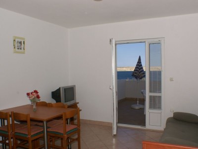 Apartment One bedroom apartment near beach Kustići, Pag A-4087-d - Outdoor photo 7
