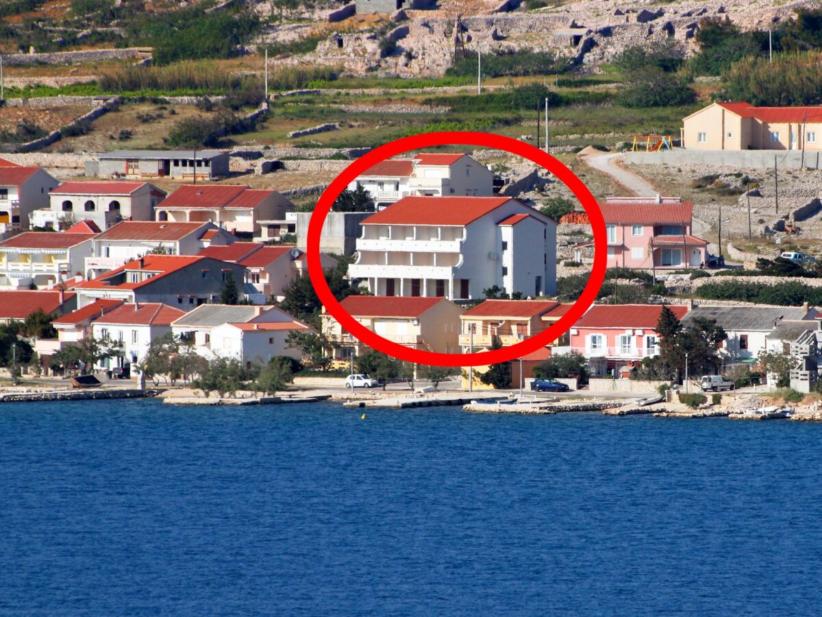 Apartment One bedroom apartment near beach Kustići, Pag A-4087-e - Outdoor photo 5