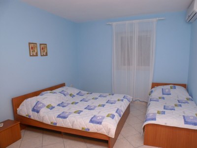Apartment One bedroom apartment near beach Kustići, Pag A-4087-f - Outdoor photo 10