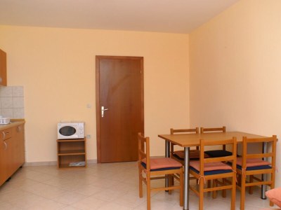 Apartment One bedroom apartment near beach Kustići, Pag A-4087-h - Outdoor photo 8