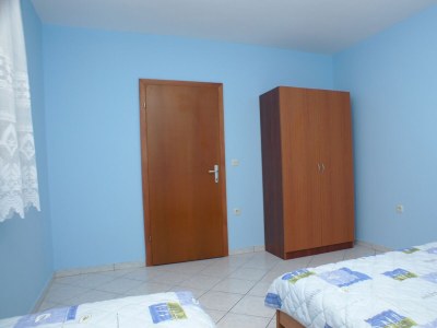 Apartment One bedroom apartment near beach Kustići, Pag A-4087-h - Outdoor photo 11