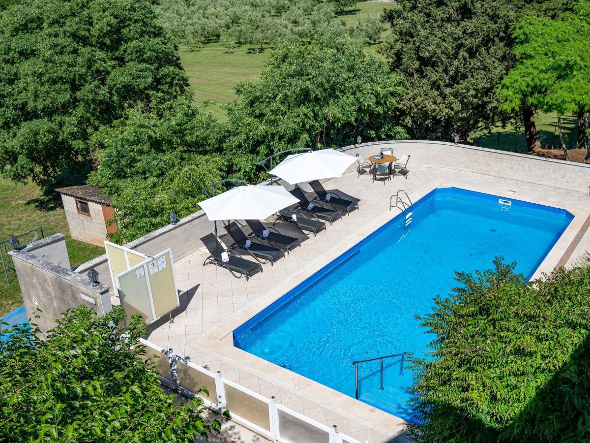 Holiday house Four-bedroom house with terrace Krnica, Marčana K-24375 - Outdoor photo 4