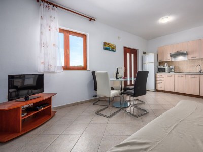 Apartment Two bedroom apartment with terrace and sea view Drenje, Labin A-22999-b - Outdoor photo 39