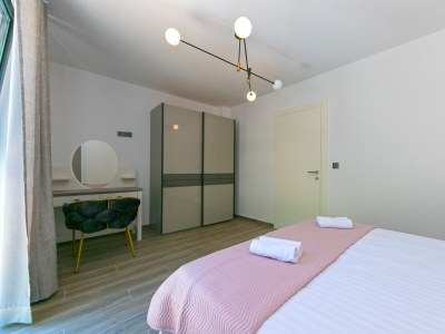 Apartment One bedroom apartment near beach Brela, Makarska A-6007-i - Outdoor photo 9