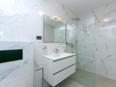 Apartment One bedroom apartment near beach Brela, Makarska A-6007-i - Outdoor photo 11