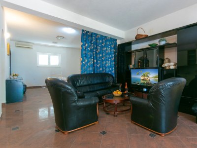 Apartment Studio flat near beach Brela, Makarska AS-6007-a - Outdoor photo 8