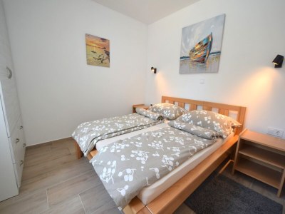 Apartment One bedroom apartment with terrace Vantačići, Krk A-19387-a - Outdoor photo 8