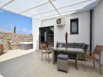 Apartment One bedroom apartment with terrace Vantačići, Krk A-19387-a - Outdoor photo 11