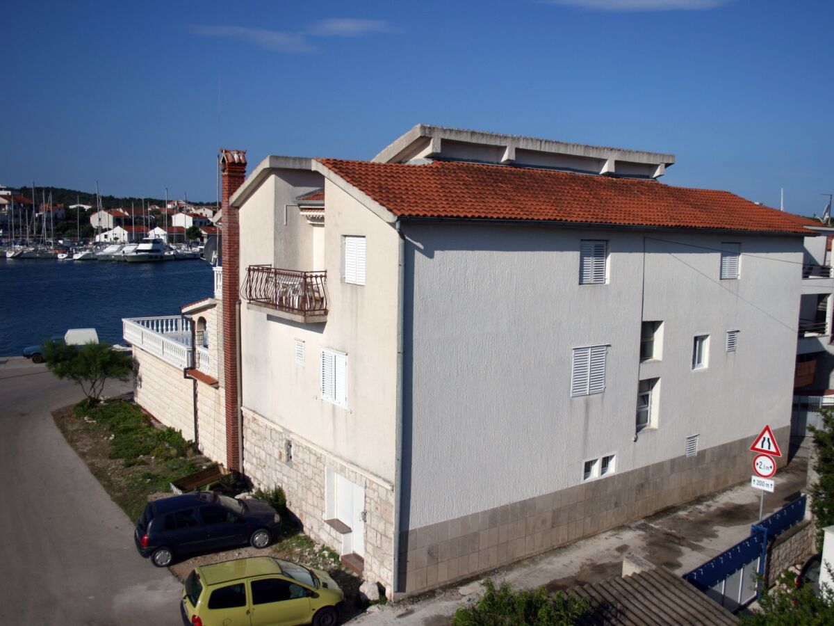 Apartment Two bedroom apartment with terrace and sea view Jezera, Murter A-5123-e - Outdoor photo 5