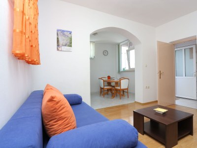 Apartment One bedroom apartment with terrace Baška Voda, Makarska A-21774-a - Outdoor photo 11