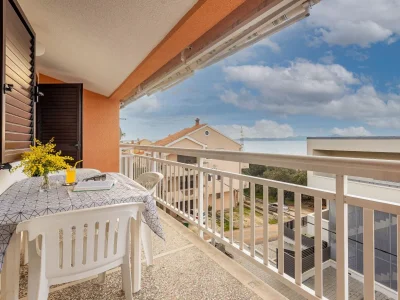 Apartment Two bedroom apartment with balcony and sea view Kožino, Zadar A-5749-b in Petrcane - Apartment
