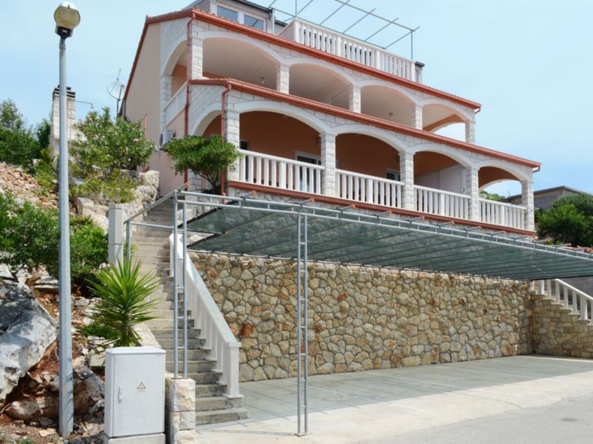 Apartment Two bedroom apartment near beach Prižba, Korčula A-23712-b - Outdoor photo 4