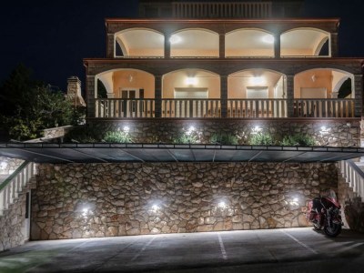 Apartment Two bedroom apartment near beach Prižba, Korčula A-23712-b - Outdoor photo 5