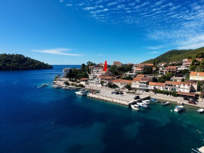 Apartment One bedroom apartment with terrace and sea view Brna, Korčula A-10057-c - Outdoor photo 7