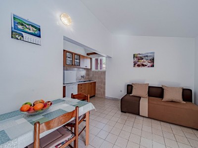 Apartment One bedroom apartment with terrace and sea view Brna, Korčula A-10057-c - Outdoor photo 19