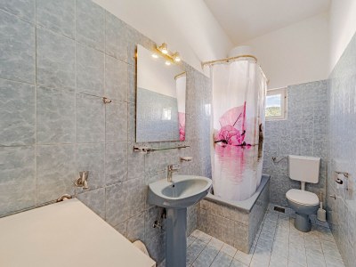 Apartment One bedroom apartment with terrace and sea view Brna, Korčula A-10057-c - Outdoor photo 25