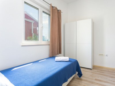 Apartment Three bedroom apartment with terrace and sea view Kaštel Štafilić, Kaštela A-20843-a - Outdoor photo 29