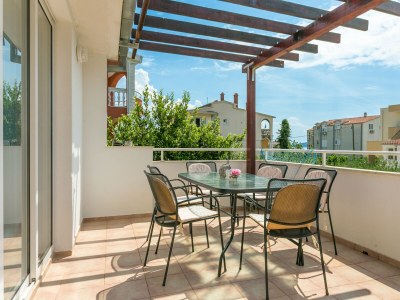 Apartment Three bedroom apartment with terrace and sea view Kaštel Štafilić, Kaštela A-20843-a - Outdoor photo 36