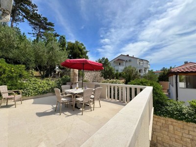 Apartment Two bedroom apartment near beach Šilo, Krk A-18704-f - Outdoor photo 22