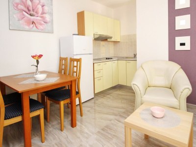 Apartment Two bedroom apartment with terrace Baška, Krk A-18716-a - Outdoor photo 6