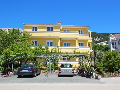 Apartment One bedroom apartment with terrace and sea view Baška, Krk A-18716-f - Outdoor photo 3