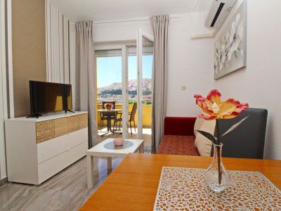 Apartment One bedroom apartment with terrace and sea view Baška, Krk A-18716-f - Outdoor photo 5