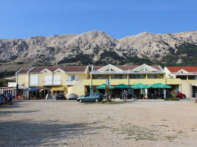 Apartment One bedroom apartment with terrace Baška, Krk A-18807-a - Outdoor photo 4