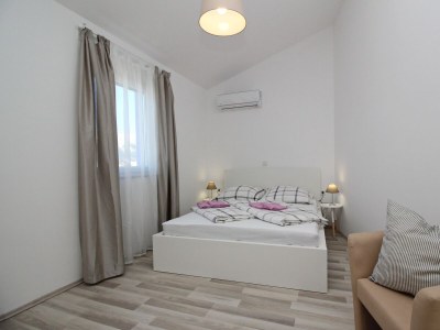 Apartment Two bedroom apartment with terrace and sea view Baška, Krk A-18824-a - Outdoor photo 14