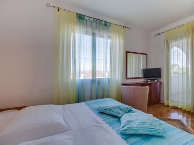 Apartment Two bedroom apartment with terrace Mali Lošinj, Lošinj A-8024-a - Outdoor photo 10