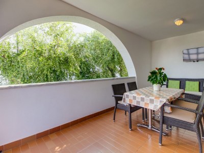 Apartment Two bedroom apartment with terrace Mali Lošinj, Lošinj A-8024-a - Outdoor photo 17