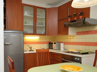 Apartment Two bedroom apartment with terrace Mali Lošinj, Lošinj A-8024-b - Outdoor photo 11