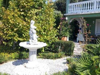 Apartment Two bedroom apartment with terrace and sea view Kampor, Rab A-14841-a - Outdoor photo 7