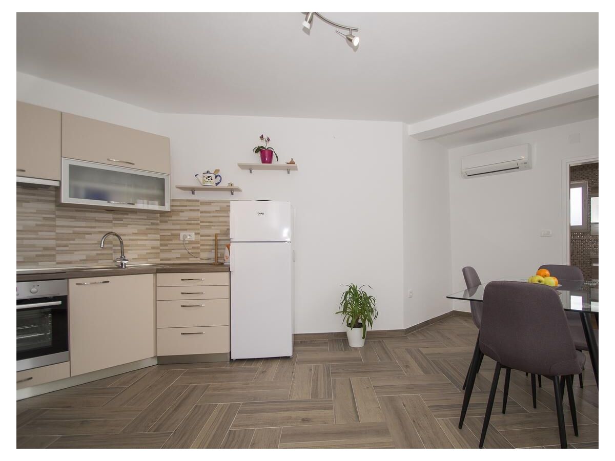 Apartment One bedroom apartment with terrace and sea view Žrnovo, Korčula A-16045-a - Outdoor photo 5