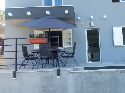 Apartment One bedroom apartment with terrace and sea view Žrnovo, Korčula A-16045-a - Outdoor photo 10