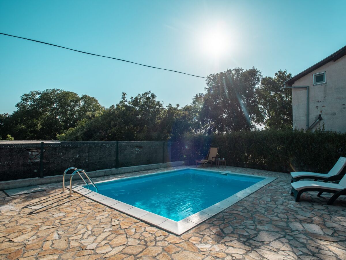 Apartment Two bedroom apartment with terrace Pakoštane, Biograd A-18980-a - Outdoor photo 4